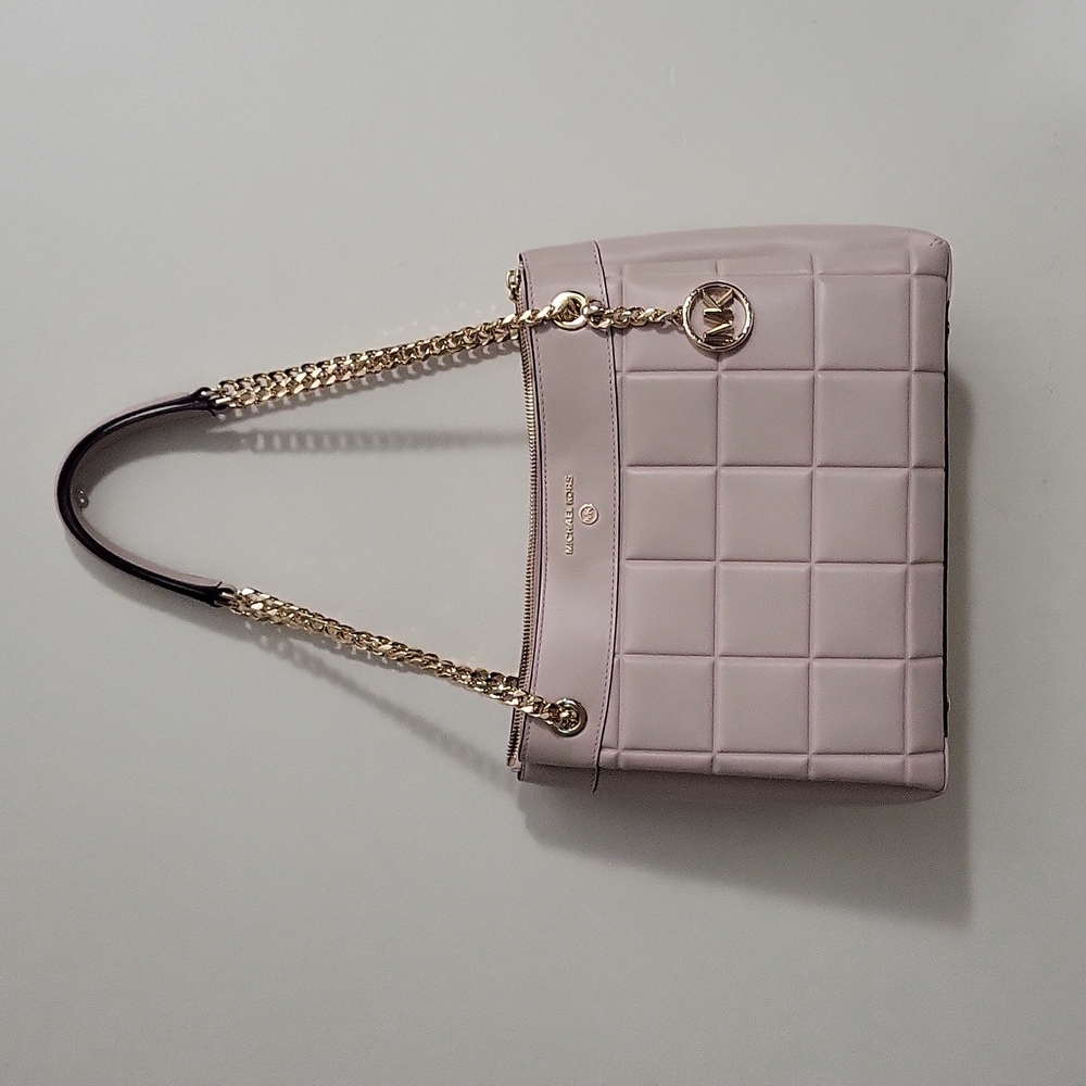 MICHAEL MICHAEL KORSSusan Medium Quilted Leather Shoulder Bag soft pink